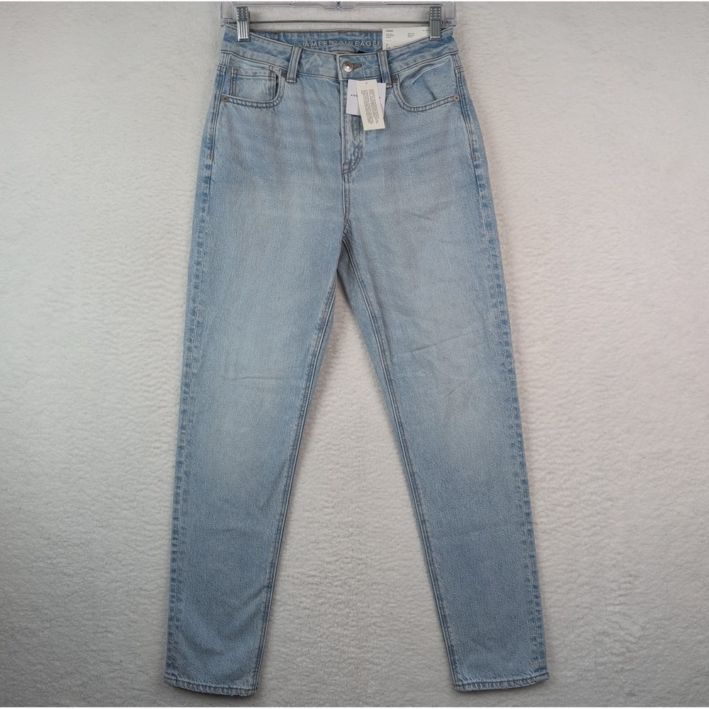 NWT American Eagle Strigid Mom‎ Jeans Women's Sz 2 Blue Breeze Light Wash